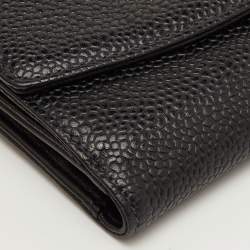 Pre Owned Chanel Black Caviar Leather CC Interlocking Compact Wallet