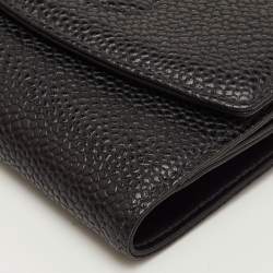 Pre Owned Chanel Black Caviar Leather CC Interlocking Compact Wallet