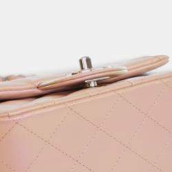 Pre Owned حقيبة شانيل فلاب صغير وردية لامعة جلد عجل بمفردها