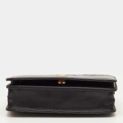 مملوكة مسبقًا Chanel CC Gabrielle Navy Blue/Black Quilted Leather Wallet On Chain