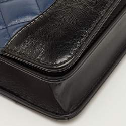 مملوكة مسبقًا Chanel CC Gabrielle Navy Blue/Black Quilted Leather Wallet On Chain