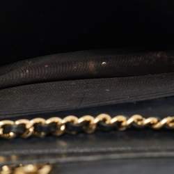 مملوكة مسبقًا Chanel Trendy CC Black Quilted Leather Wallet On Chain