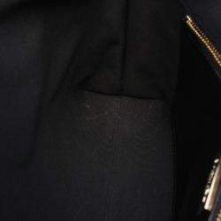 مملوكة مسبقًا حقيبة تسوق شانيل 31 زهري أسود جلد عجل مكشكش لامع مبطن