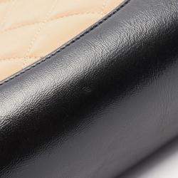 مملوكة مسبقًا حقيبة تسوق شانيل 31 زهري أسود جلد عجل مكشكش لامع مبطن