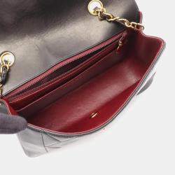 مملوكة مسبقًا حقيبة كتف قابلة للطي جلد أسود شا نيل ديانا