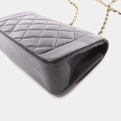 مملوكة مسبقً ا حقيبة كتف قابلة للطي جلد أسود شانيل ديانا