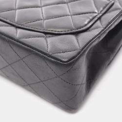 مملوكة مسبقًا Chanel Turnlock Flap Leather Shoulder Bag