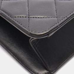 مملوكة مسبقًا Chanel Square Flap Black Quilted Leather Shoulder Bag