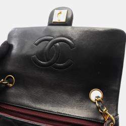 Pre Owned Chanel Flap Turnlock Black Leather Shoulder Bag