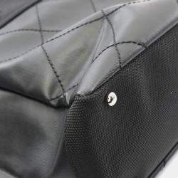 مملوكة مسبقًا حقيبة يد شانيل باريس بياريتز جلدية