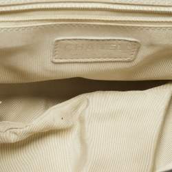 مملوكة مسبقًا حقيبة شانيل سي سي كحلية جلدية مبطنة بسلسلة