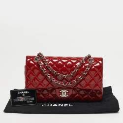 Pre Owned حقيبة شانيل كلاسيك جلد أحمر مبطن لامع متوسطة بقلاب مزدوج