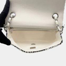 مملوكة مسبقًا Chanel Mini Matelasse Chain shoulder White/Black Tweed