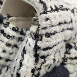 مملوكة مسبقًا Chanel Mini Matelasse Chain shoulder White/Black Tweed