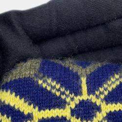 مملوكة مسبقًا Chanel Cc Logo Knit Shoulder Bag Khaki/Multicolor Knit Size 25