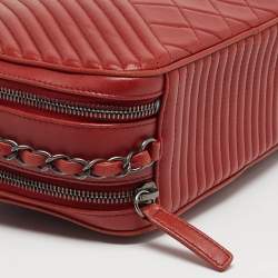 Pre Owned Chanel Coco Boy Medium Red Quilted Leather Camera Bag