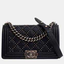 مملوكة مسبقًا Chanel Black Old Medium Quilted Crumpled Calfskin Studded Boy Flap