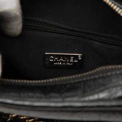 مملوكة مسبقًا حقيبة شانيل غابرييل هوبو جلد عجل منقوش أسود صغيرة