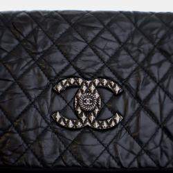 مملوكة مسبقًا حقيبة شانيل جلد عجل أسود مبطن سي سي قلاب طي