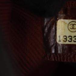 مملوكة مسبقًا حقيبة شانيل جلد عجل أسود مبطن سي سي قلاب طي