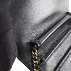 Pre Owned محفظة شنطة على سلسلة شانيل بوي كافيار