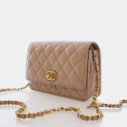 مملوكة مسبقًا محفظة بسلسلة شانيل جلد كافيار مبطن