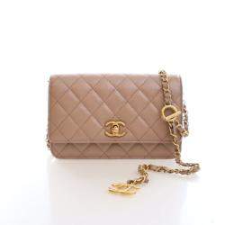 مملوكة مسبقًا محفظة بسلسلة شانيل جلد كافيار مبطن