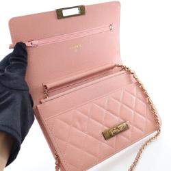 Pre Owned محفظة بسلسلة شانيل كافيار جولدن كلاس