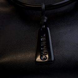 مملوكة مسبقًا حقيبة شانيل كلاسيكية متوسطة سوداء بحبيبات كافيار ويد علوية رزينية