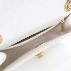 Pre Owned حقيبة شانيل ميني جلد خروف مزخرف زهري إعادة إ صدار 2.55 مع رفرف 224