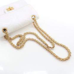 Pre Owned حقيبة شانيل ميني جلد خروف مزخرف زهري إعادة إصدار 2.55 مع رفرف 224