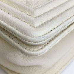 مملوكة مسبقًا  حقيبة شانيل بوي عاج صغيرة كافيار