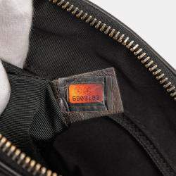 Pre Owned حقيبة كتف شانيل شريط شوكولاتة جلد حمل أسود CC