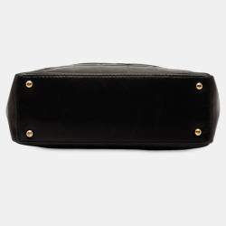 Pre Owned حقيبة كتف شانيل شريط شوكولاتة جلد حمل أسود CC