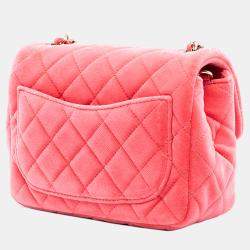 Pre Owned حقيبة شانيل رفرف مفردة بيرل كرش مربعة صغيرة مخملية وردية