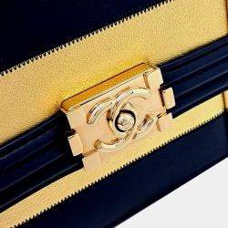 مملوكة مسبقًا Chanel Gold Navy Blue Leather Boy Flap Bag