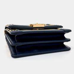 مملوكة مسبقًا Chanel Gold Navy Blue Leather Boy Flap Bag