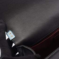 مملوكة مسبقًا Chanel Boy Chanel Shoulder Bag Leather Black