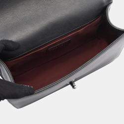 مملوكة مسبقًا Chanel Boy Chanel Shoulder Bag Leather Black