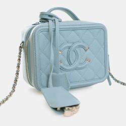 مملوكة مسبقًا Chanel Blue Small Caviar CC Filigree Vanity Case