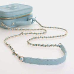 مملوكة مسبقًا Chanel Blue Small Caviar CC Filigree Vanity Case