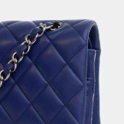 Pre Owned Chanel Blue Medium Classic Lambskin Double Flap