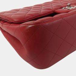 مملوكة مسبقًا حقيبة قلاب مزدوجة شانيل كلاسيكية كبيرة جلد حمل أحمر
