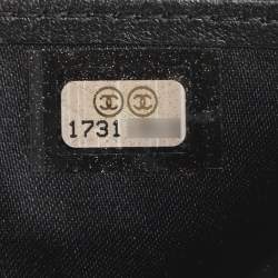 Pre Owned Chanel CC Black Quilted Coated Tweed Zip Around Wallet