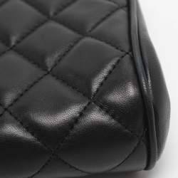 Pre Owned حقيبة كلتش شانيل جلد مبطن قابلة للطي سوداء