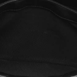 Pre Owned حقيبة كلتش شانيل جلد مبطن قابلة للطي سوداء