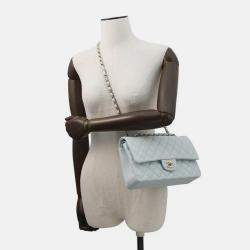 Pre Owned Chanel Matelasse W Flap Chain shoulder Bag Light Blue Caviar Leather Size 25
