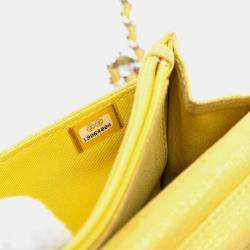 مملوكة مسبقًا Chanel Yellow CC Quilted Metallic Fabric Wallet On Chain
