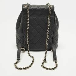 مملوكة مسبقًا حقيبة ظهر شانيل فينتدج دوما جلد أسود مبطن