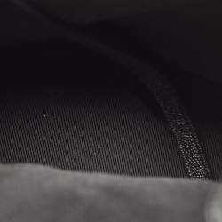 مملوكة مسبقًا حقيبة ظهر شانيل فينتدج دوما جلد أسود مبطن